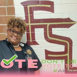 Meet your Posher, Cassandra